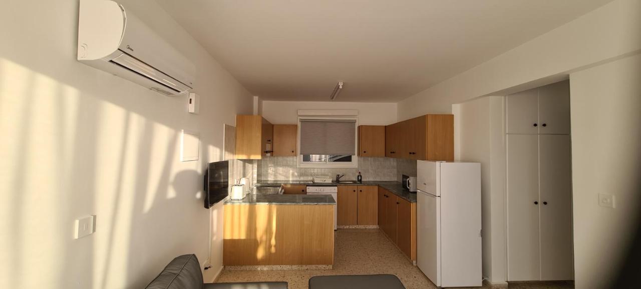 Latchi Area Apartments Eksteriør billede